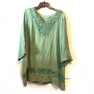 Mint green tunic top